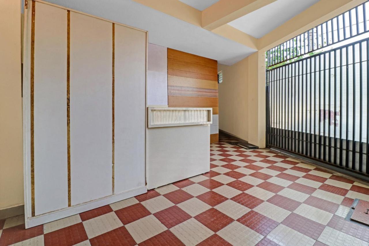 Hotel O Mn Residency Near Ragigudda Sri Prasanna Anjaneyaswamy Temple Bangalore Exteriör bild